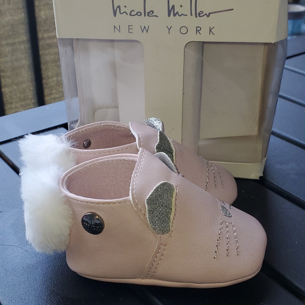 Nicole Miller Embroidered Pink & Silver Bunny White Fur Pom Crib Shoes 0- 6 Mos - Picture 6 of 8